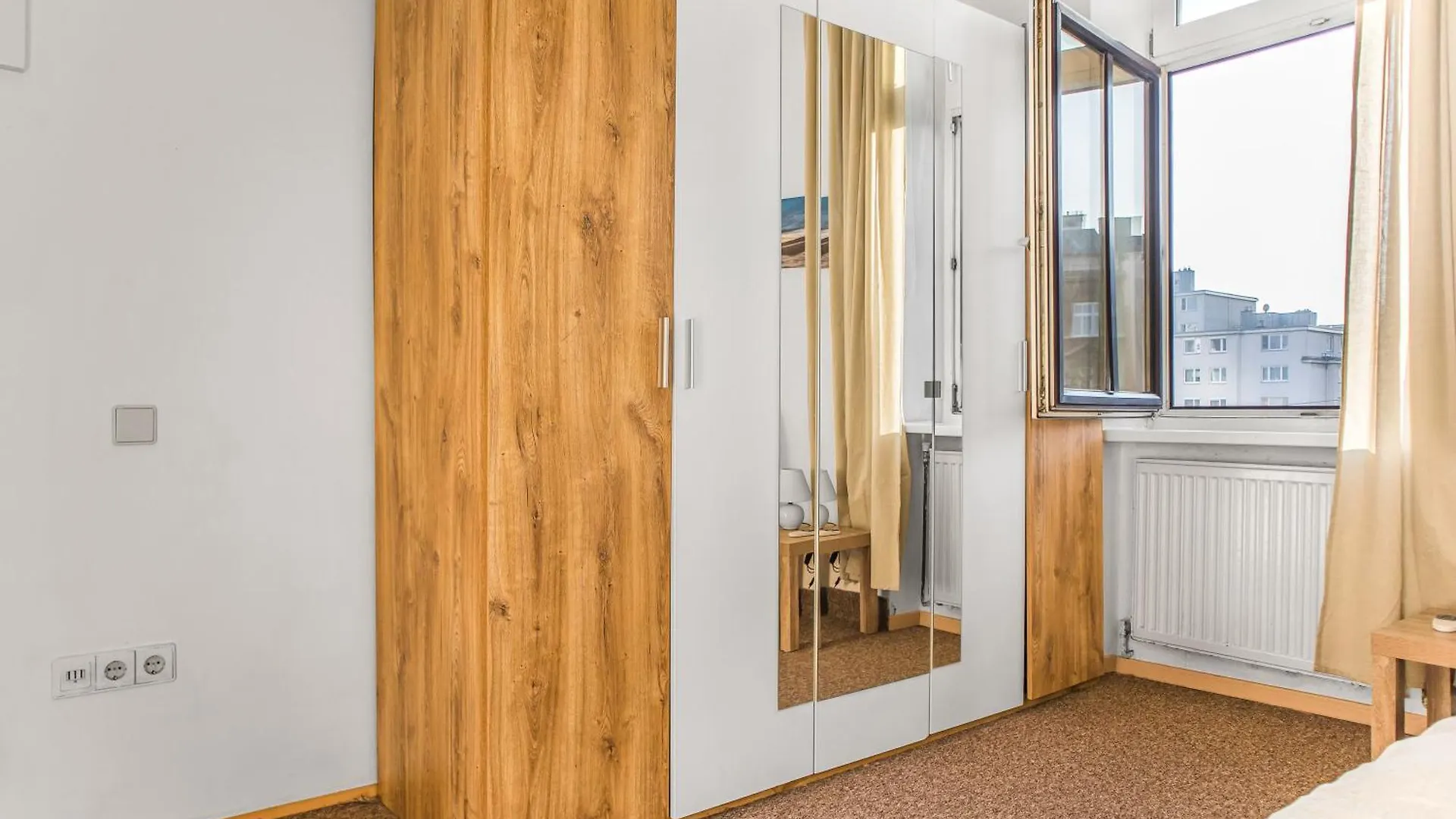 Comfy 2Br Apt Wifi & Tv Next To Millenium Tower Vienna 0*,