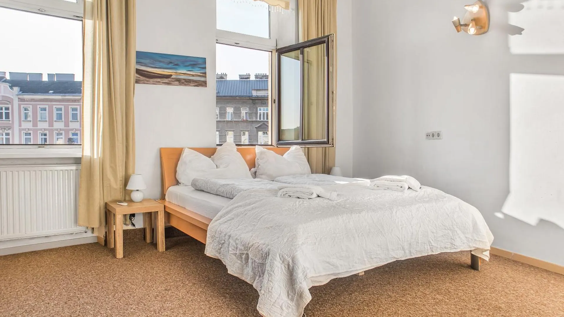 Apartment Comfy 2Br Apt Wifi & Tv Next To Millenium Tower Vienna